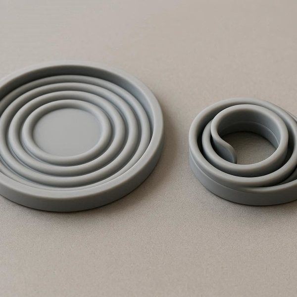18 Flexible Silicone Coaster with Collapsible Design for Easy Storage and Travel